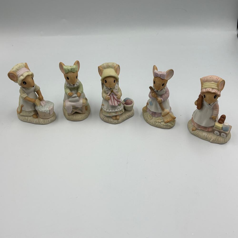 Vintage Country Calico Mice Days of the Week Figurines Set of 5 1980s Enesco